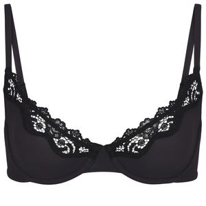 SKIMS Fits Everybody Lace Bra